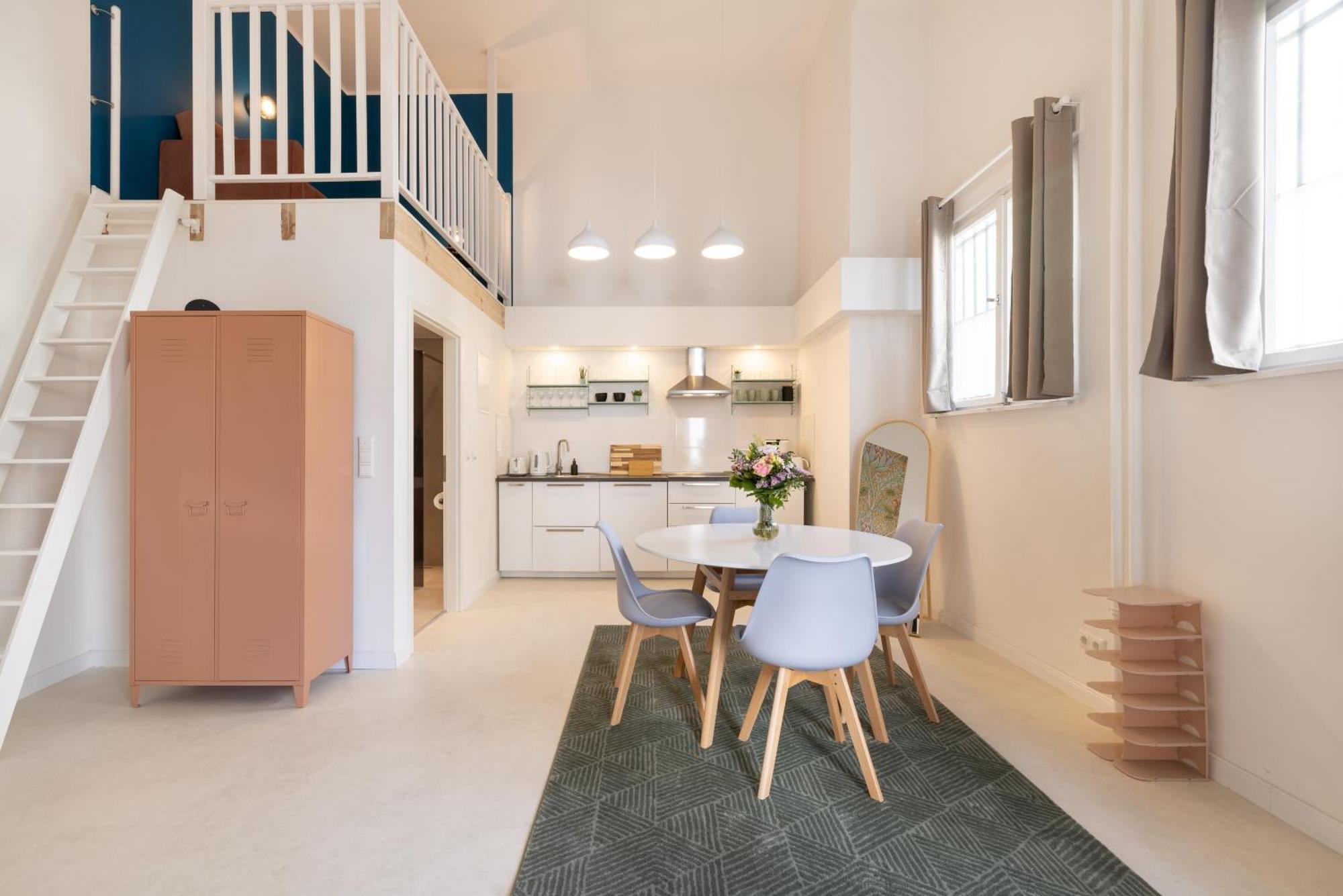 Great 1-Room Loft Berlin Bagian luar foto