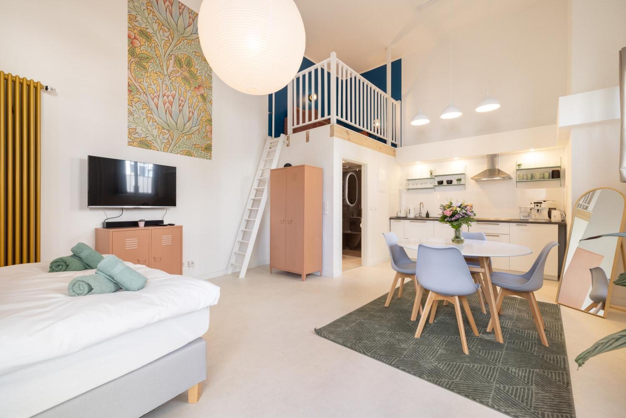 Great 1-Room Loft Berlin Bagian luar foto